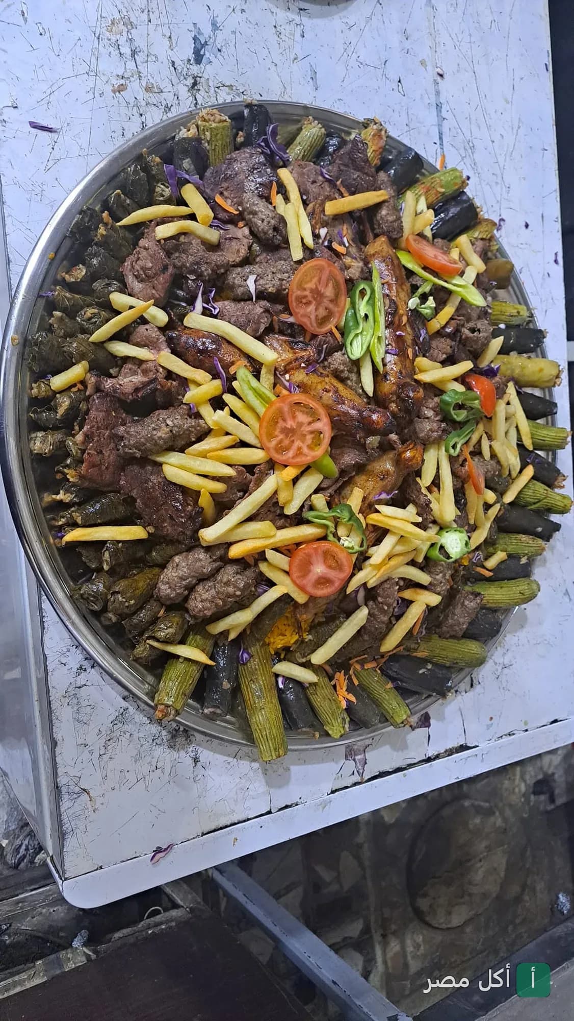 صينية مشويات ومحاشي متنوعة من مطعم أبو فتفت في الزقازيق