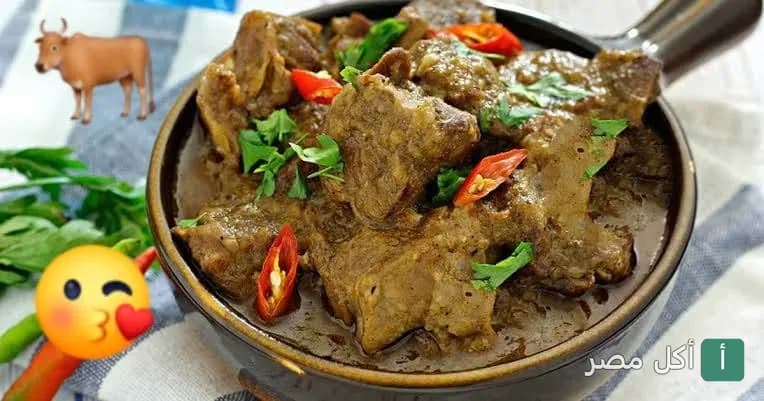 طبق طاجن لحم مصري تقليدي من مسمط ابن كامل في الجمالية