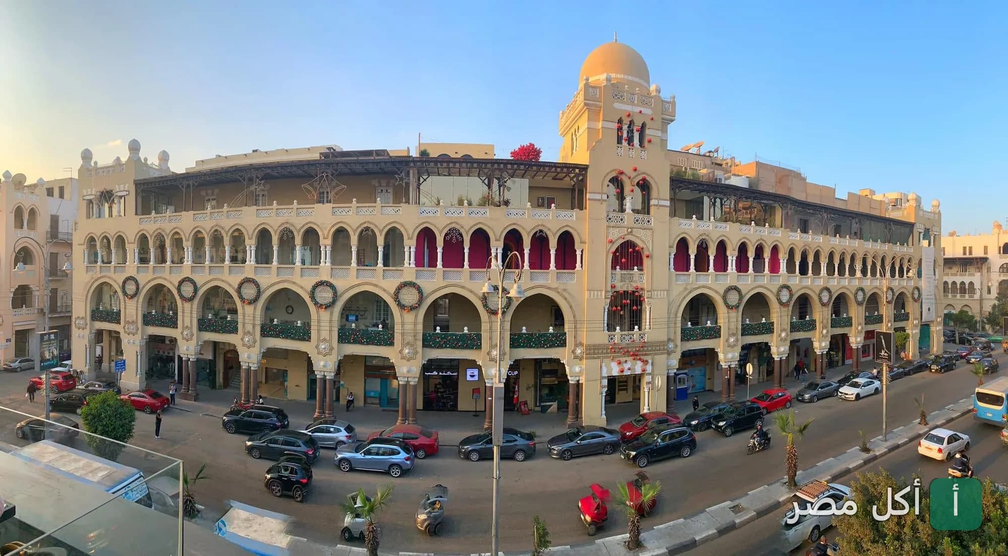 واجهة غارسيا راستوران اند كافيه المعمارية المميزة في منطقة الأهرام بالجيزة.