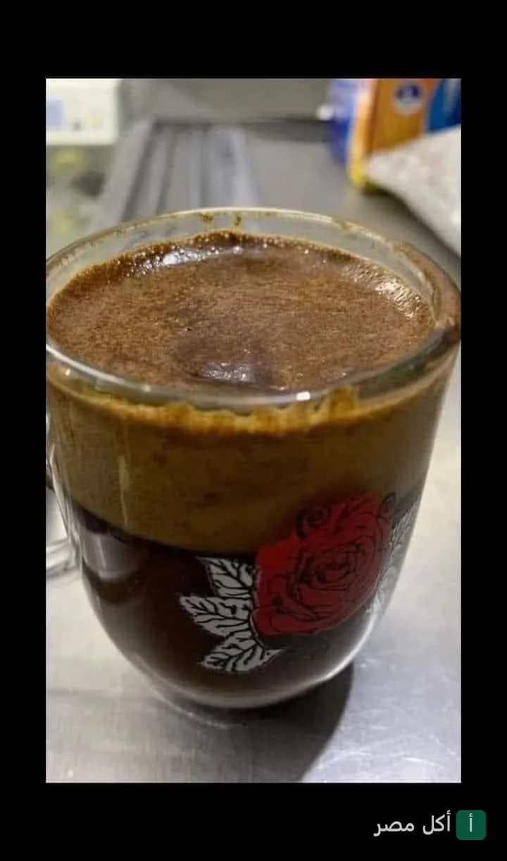 كوب قهوة بوش في كافيه بن ادريس بالعجوزة