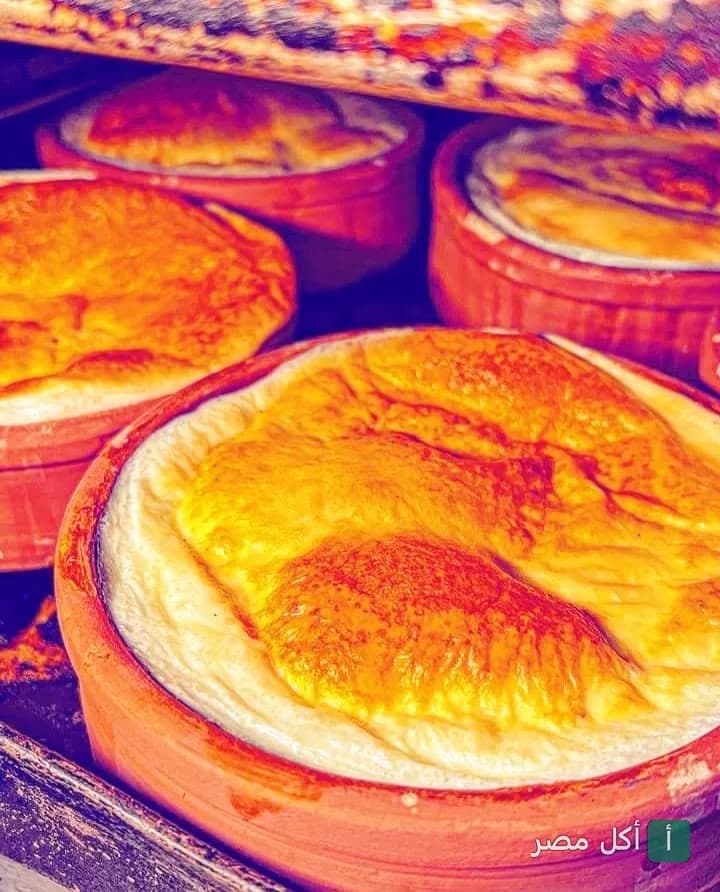 طواجن معجنات مخبوزة في الفرن في كبابجي الصفا والمروة بإمبابة.