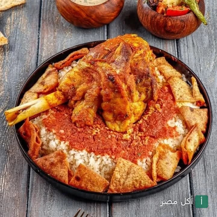 طبق فتة موزة ضاني من مطعم ليموزين في الصف
