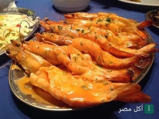 طبق جمبري مشوي بصوص خاص في مطعم لوتشي كافيه آند ريستورانت بالمندرة بحري